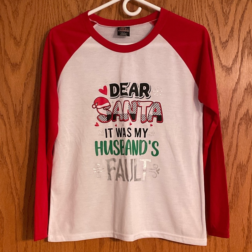 Christmas Red and White Graphic Long Sleeve Shirt